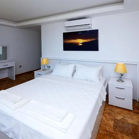 7 Bedroom Luxury Willa Kalkan