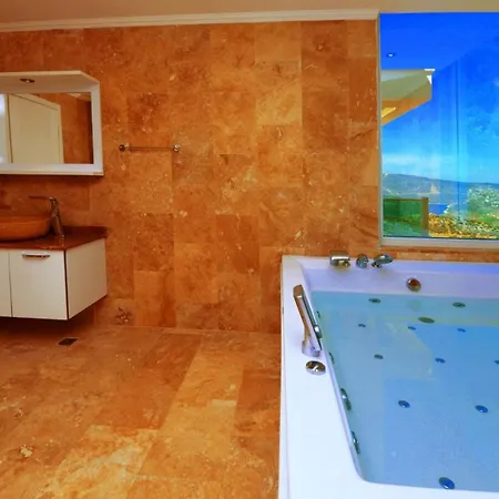 7 Bedroom 1115 Villa *