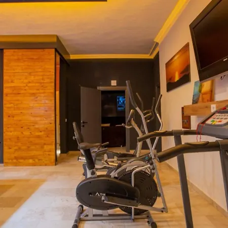 7 Bedroom 1115
