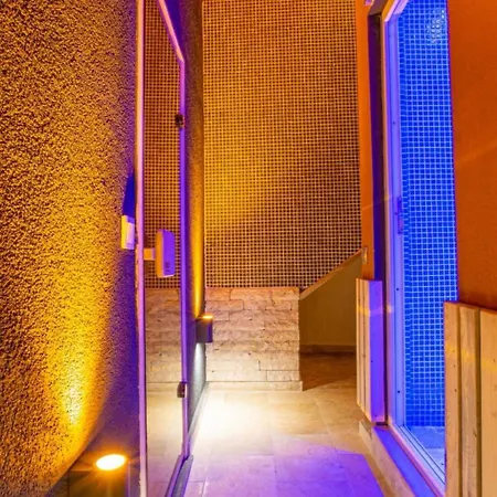 Villa 7 Bedroom 1115 *