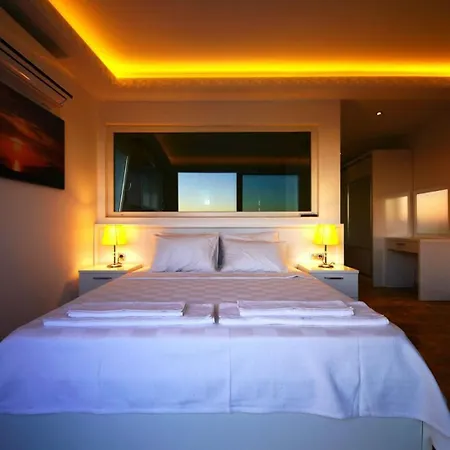 7 Bedroom 1115 Villa Kalkan