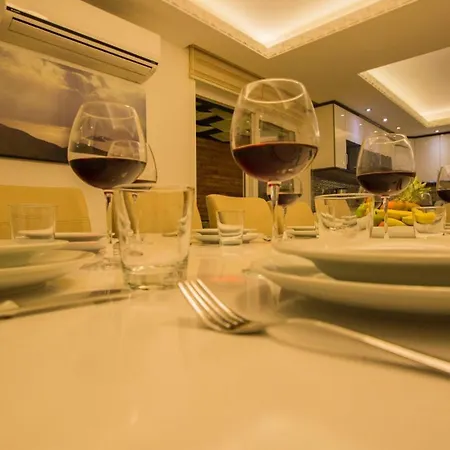 Villa 7 Bedroom 1115 *