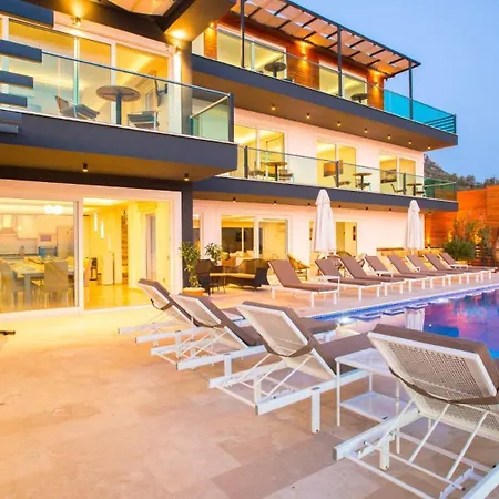 7 Bedroom 1115 Villa Kalkan