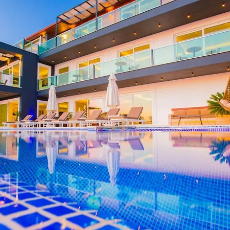 7 Bedroom 1115 * Kalkan